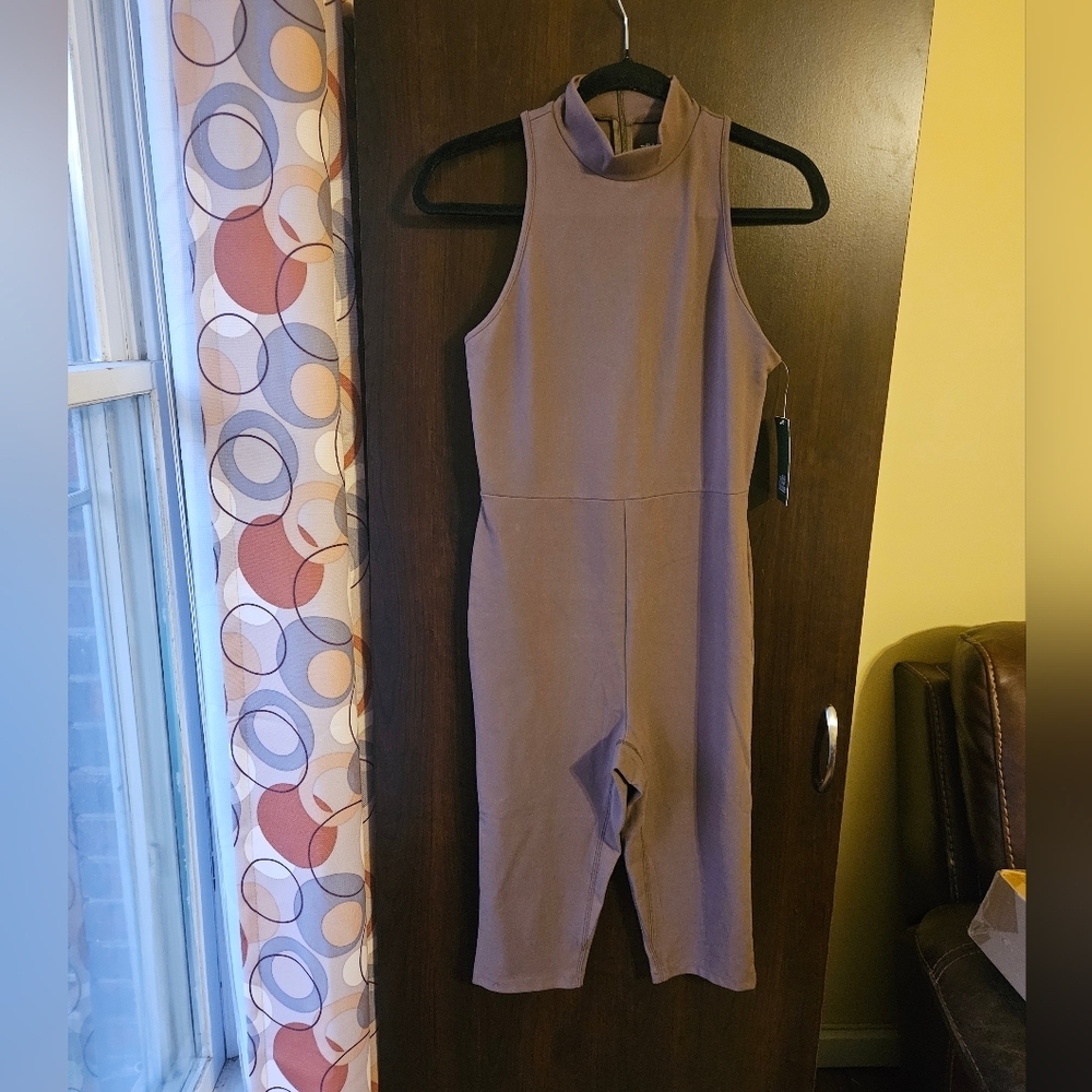 NWT Wild Fable Sleeveless Gray Capri Jumpsuit